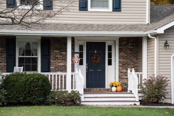 Front Deck Construction in Ashburn