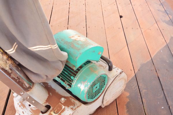 Cost of Cedar Deck Sanding in Ashburn