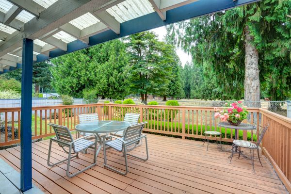 Cost of Deck Carpentry Service in Ashburn